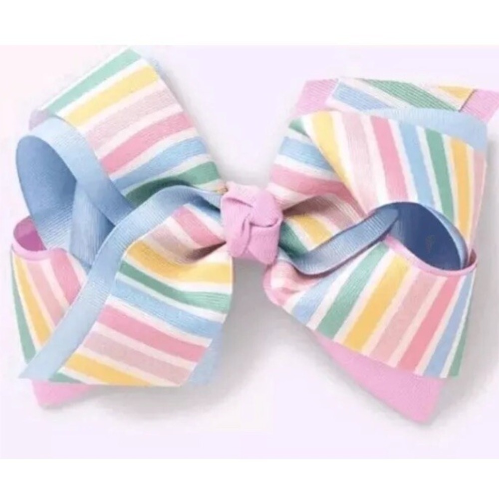 Matilda Jane Chasers Sweet Taffy Bow is 4"H x‎ 6"W